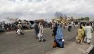 قتل وأسر وسيطرة.. طالبان "تنفرد" بالحكومة الأفغانية