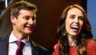 زفاف رئيسة وزراء نيوزيلندا في هذا الموعد والمكان