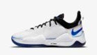 بتوقيع "بول جورج".. حذاء نايكي الجديد مستوحى من بلاي ستيشن 5