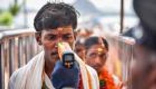 كورونا في العالم.. الهند تواصل كسر أرقامها و"بايدن" يُغضب شركات الأدوية