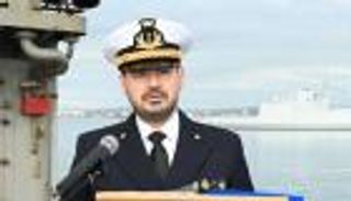 قائد "إيريني" يبحث في طرابلس تدريب حرس السواحل الليبي