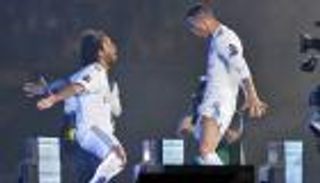 توأم الملاعب.. عدو قديم يتحول إلى صديق رونالدو