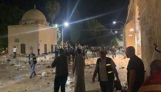 جانب من المواجهات في الأقصى