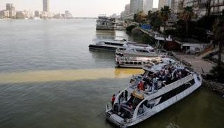 المصريون يتابعون في قلق مسار الصاروخ الصيني خوفا من سقوطه فوق مصر