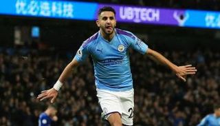 رياض محرز نجم فريق مانشستر سيتي