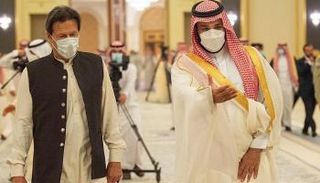الأمير محمد بن سلمان ورئيس وزراء باكستان عمران خان