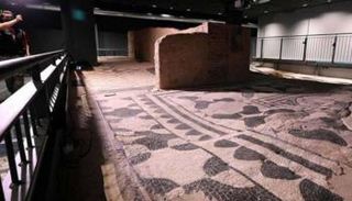 جزء من المنزل الروماني الذي تم اكتشافه