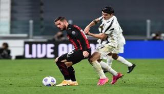 يوفنتوس ضد ميلان 