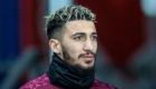 هل يفك العقد؟ مدرب وست هام يحفز سعيد بن رحمة