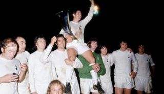 أول بطل في تاريخ الدوري الأوروبي