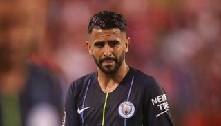 رياض محرز نجم فريق مانشستر سيتي