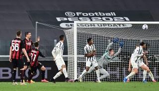 يوفنتوس ضد ميلان 