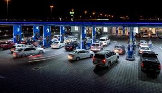 أحد منافذ أدنوك للتوزيع