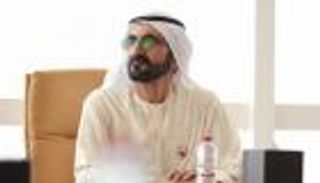 محمد بن راشد يصدر قانونا بشأن المديرين التنفيذيين في حكومة دبي