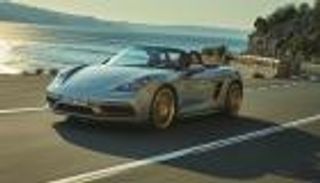 بورش تنافس تسلا بطراز جديد من Boxster