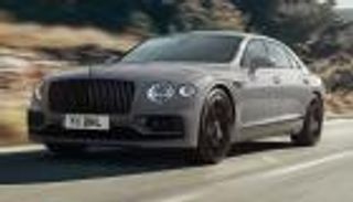 بنتليFlying Spur لعام 2022 تتألق في 63 إطلالة.. قدرات فائقة