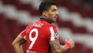 هل يهدد صلاح؟.. دعوات لإعادة سواريز إلى ليفربول