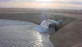 النهر الصناعي - أرشيفية