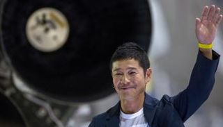  الملياردير الياباني يوساكو مايزاوا - أ ف ب