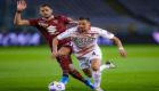 إسماعيل بن ناصر يتحلى بالواقعية بعد الفوز التاريخي لميلان