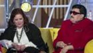 سمير غانم ودلال عبدالعزيز.. الحالة حرجة ولا يوجد تحسن