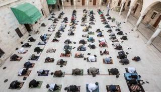 صلاة عيد الفطر- أرشيفية