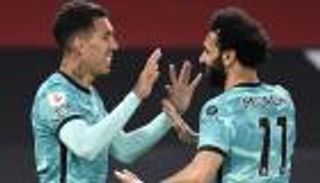 لحظات تاريخية.. محمد صلاح "القائد" في عيون صحف إنجلترا