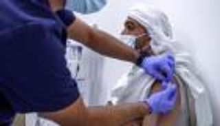 186 ألف فحص كورونا جديد بالإمارات.. وشفاء 1422 حالة