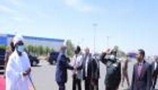 البرهان وحمدوك إلى فرنسا.. البحث عن "ديمقراطية" السودان