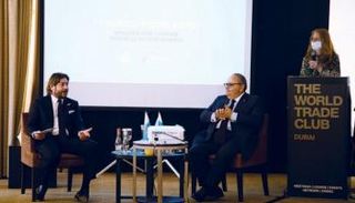 وزير السياحة والمعارض بجمهورية