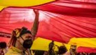 كتالونيا تنتصر على الانقسام بهدف في الوقت بدل الضائع