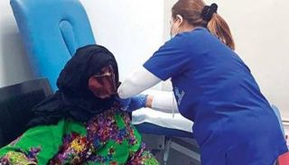 تطعيمات كورونا في الإمارات