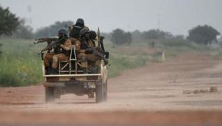 دورية للجيش البوركيني - أرشيفية