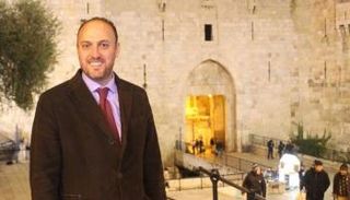 السفير  الفلسطيني حسام زملط