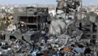 إعمار غزة.. كيف يدعم المصريون الفلسطينيين؟: حساب مصرفي ومواد بناء