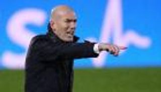 رحيل زيدان.. جمهور ريال مدريد يختار مدربه الجديد