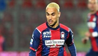 آدم وناس لاعب كروتوني 