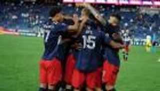 فيديو.. "بنادق وإطلاق نار" أحدث وسائل الاحتفال في ملاعب الكرة