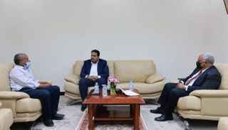 جانب من اجتماع مناقشة خطط تأمين وصول النفط للجنوب (مؤسسة النفط)