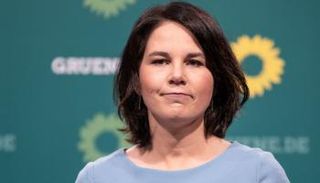 أنالينا بربوك المرشحة لحكم ألمانيا