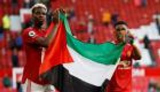 ماذا قال سولشاير عن رفع بوجبا وديالو علم فلسطين؟