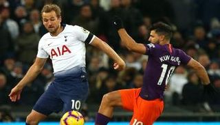 هاري كين مهاجم السبيرز