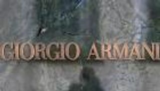 أسبوع الموضة 2021.. عرض أزياء "أرماني" بحضور الجمهور في ميلانو