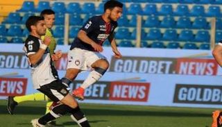 آدم وناس لاعب كروتوني