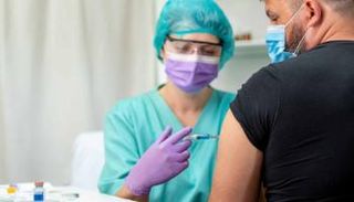 التطعيم ضد كورونا في أمريكا- أرشيفية