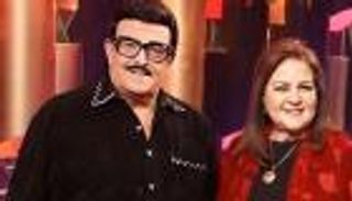 تدهور حالة دلال عبدالعزيز بعد علمها بوفاة سمير غانم