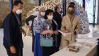 صور.. افتتاح معرض الجناح الإماراتي "أرضٌ لَدِنة" في بينالي البندقية