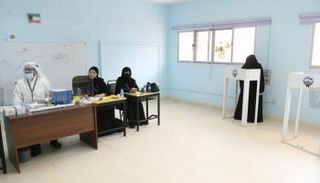 بدء توافد الناخبين للإدلاء بأصواتهم في الانتخابات التكميلية 