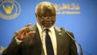 السودان يترقب وصول ملياري دولار.. ويشيد بدور السعودية