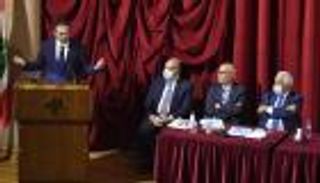 الحريري وعون.. سجال جديد من قبة البرلمان